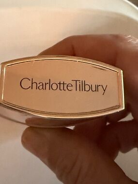 Charlotte Tilbury wonder glow